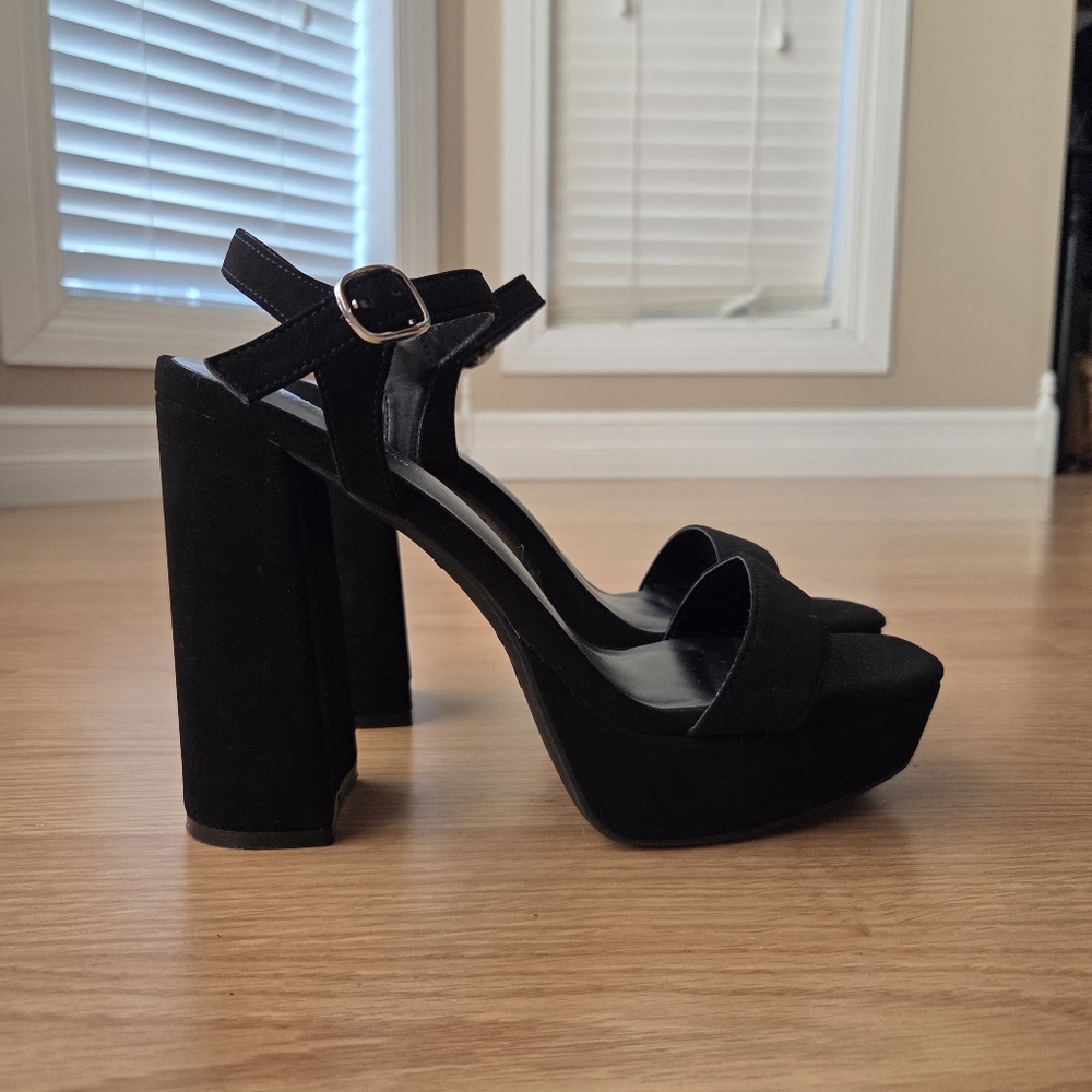 CALL IT SPRING Black Platform Heels
